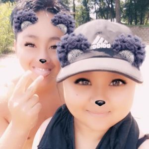 Meet your Posher, May